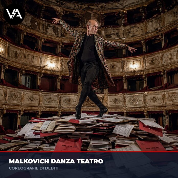 Progetto Danza John Malkovich: ballerino sui bilanci.
